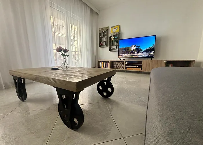 Thessalonikia Center 2 Bedrooms 110Sqm